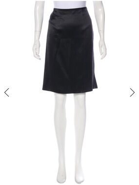 Akris Black A-Line Knee-Length Skirt